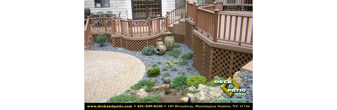 Curved rail multilevel deck