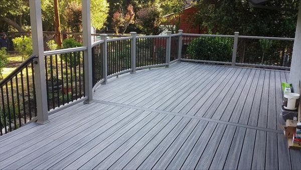 Trex Transcend Island Mist Deck, Cree LED lighting