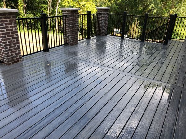 Lemont, IL Island Mist Decking with Black Signature Railing and Rain Escape Drainage System