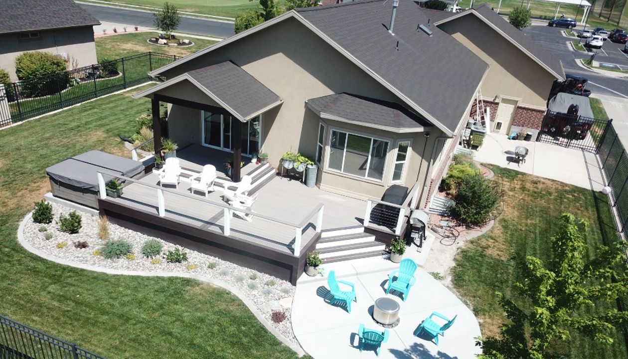 Farr West Rocky Harbor Decking with Woodland Brown Accents