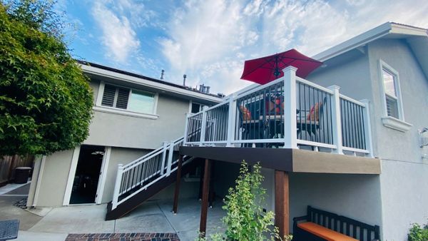 San Jose,Ca. Trex Stairs, Railing