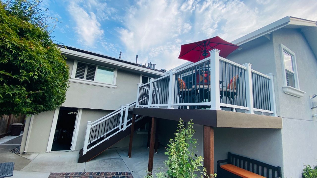San Jose,Ca. Trex Stairs, Railing