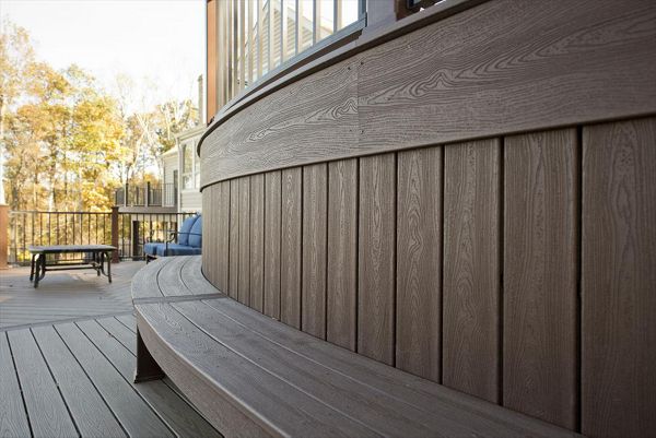 Trex Transcends Radius deck & bench seat