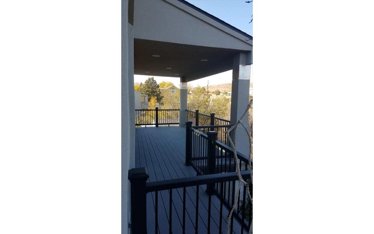 Prescott AZ Select Pebble Grey Hideaway Nylon Joist Tape Black Signature Rod Railing