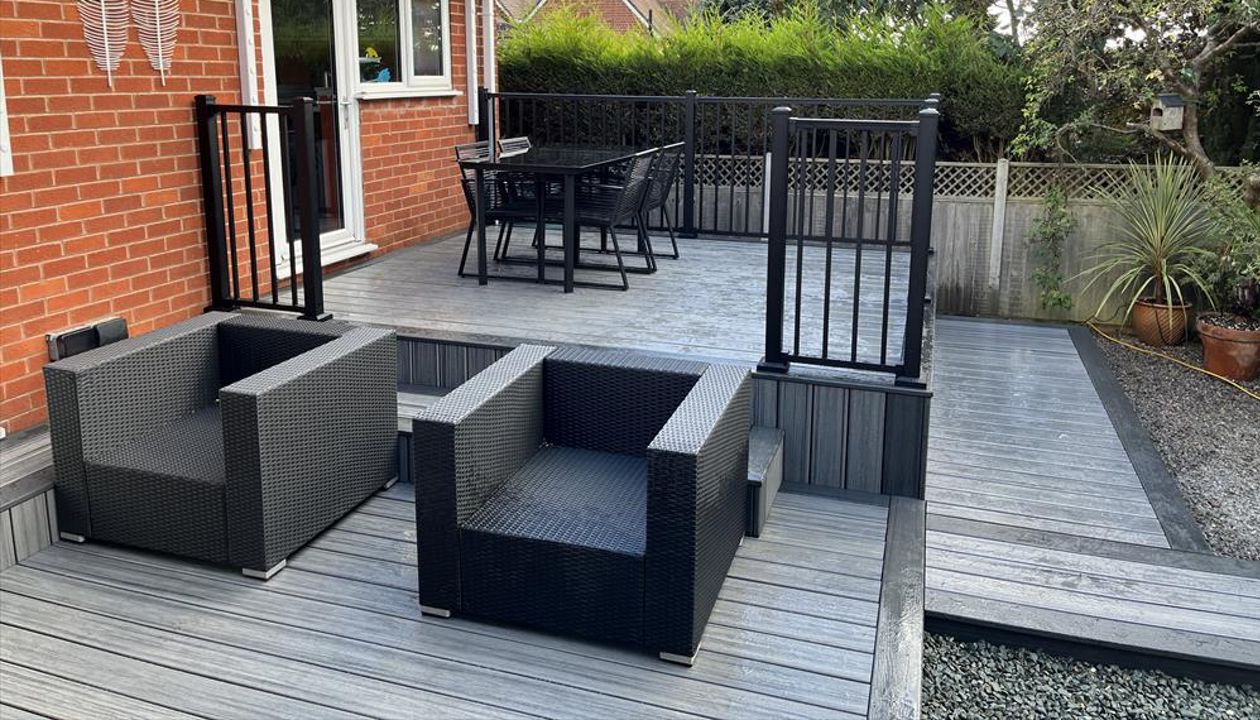 Trex Transcend Island Mist with Enhance Calm Water picture fame