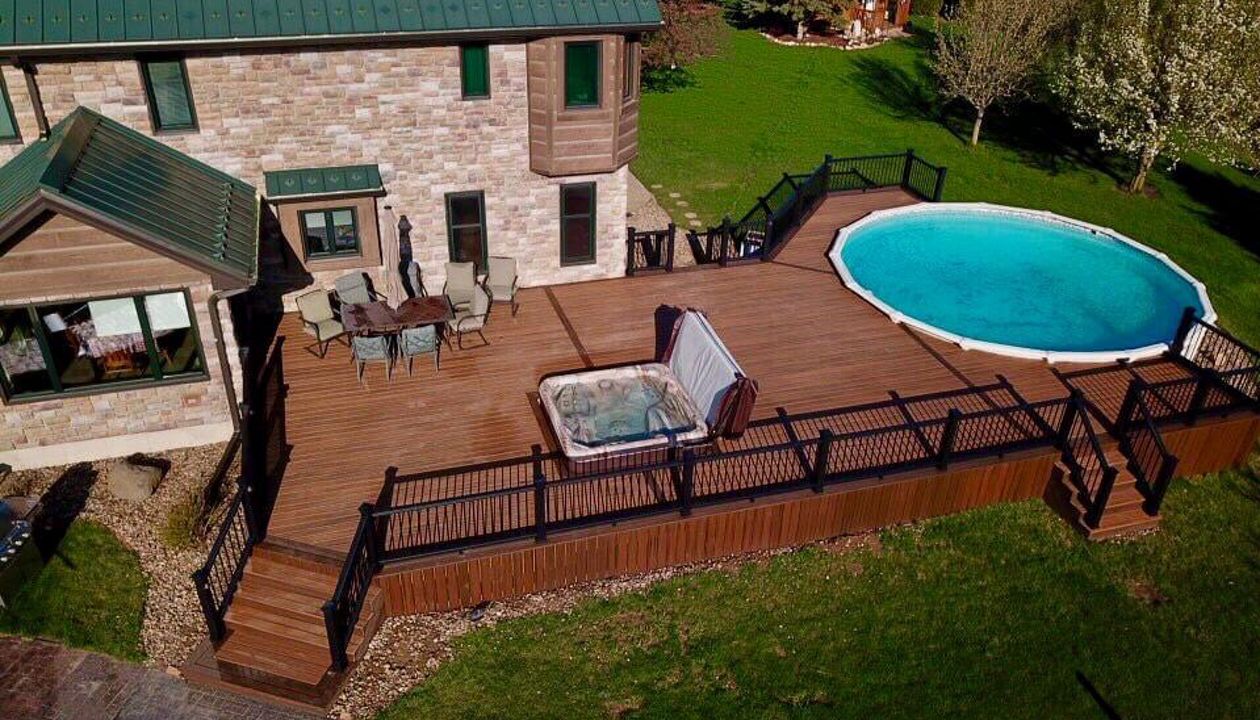 Trex deck and railing in Normal IL.