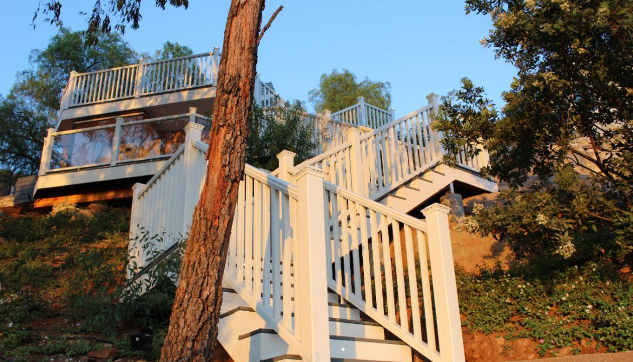 Transcend Island Mist w/ Transcend Railing