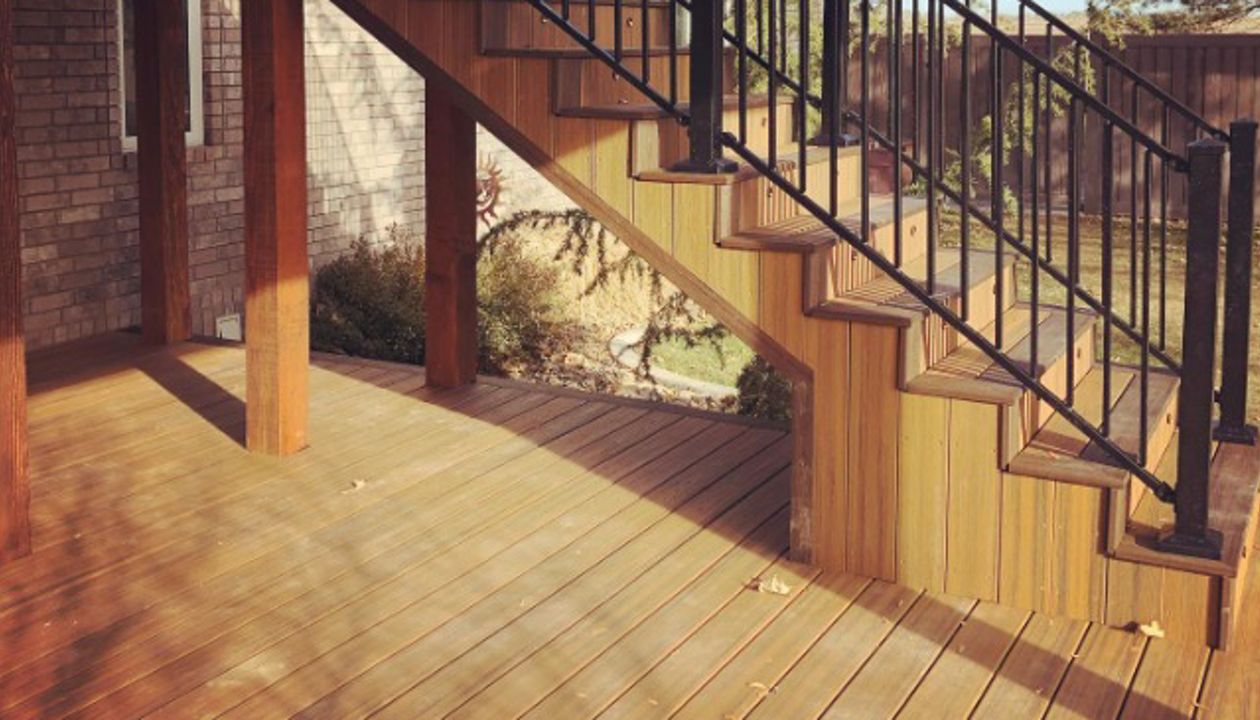Staircase to top balcony, Havana Gold interior with Spiced Rum boarders