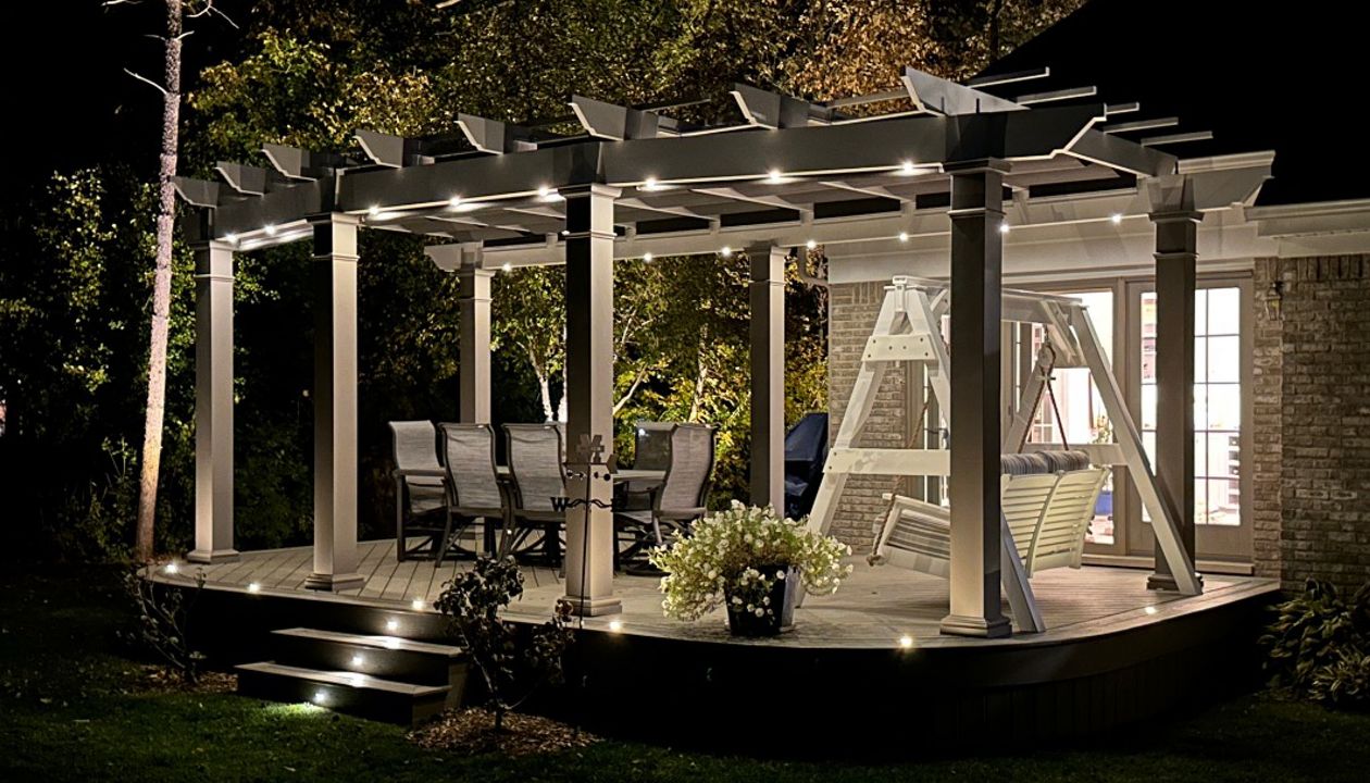 Curved deck Trex pergola Trex LED lighting