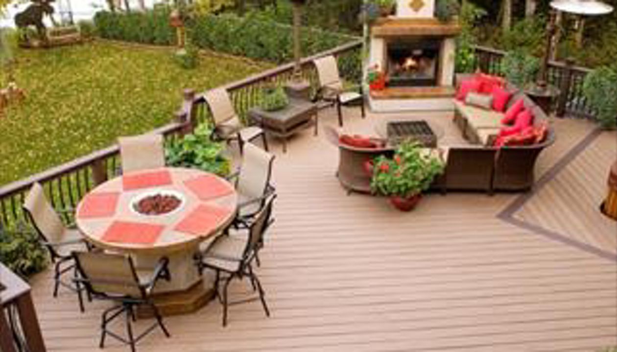 Entertain, relax, cook, on Trex! Design/Build by Treeline