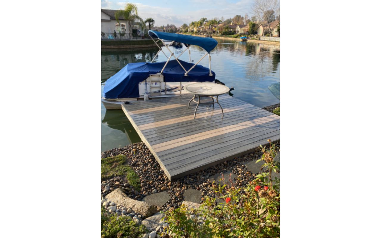 Trex dock