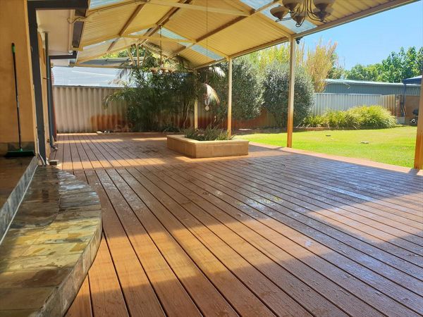 Trex Transcend - Tiki Torch - Bayswater