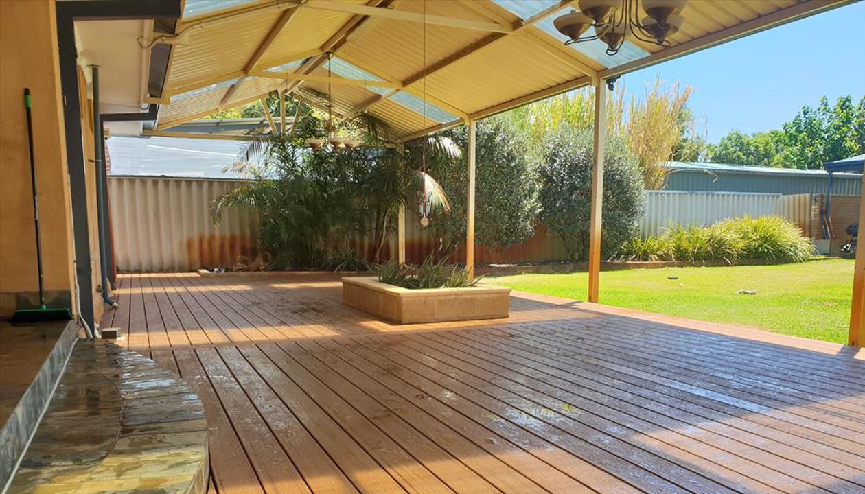 Trex Transcend - Tiki Torch - Bayswater