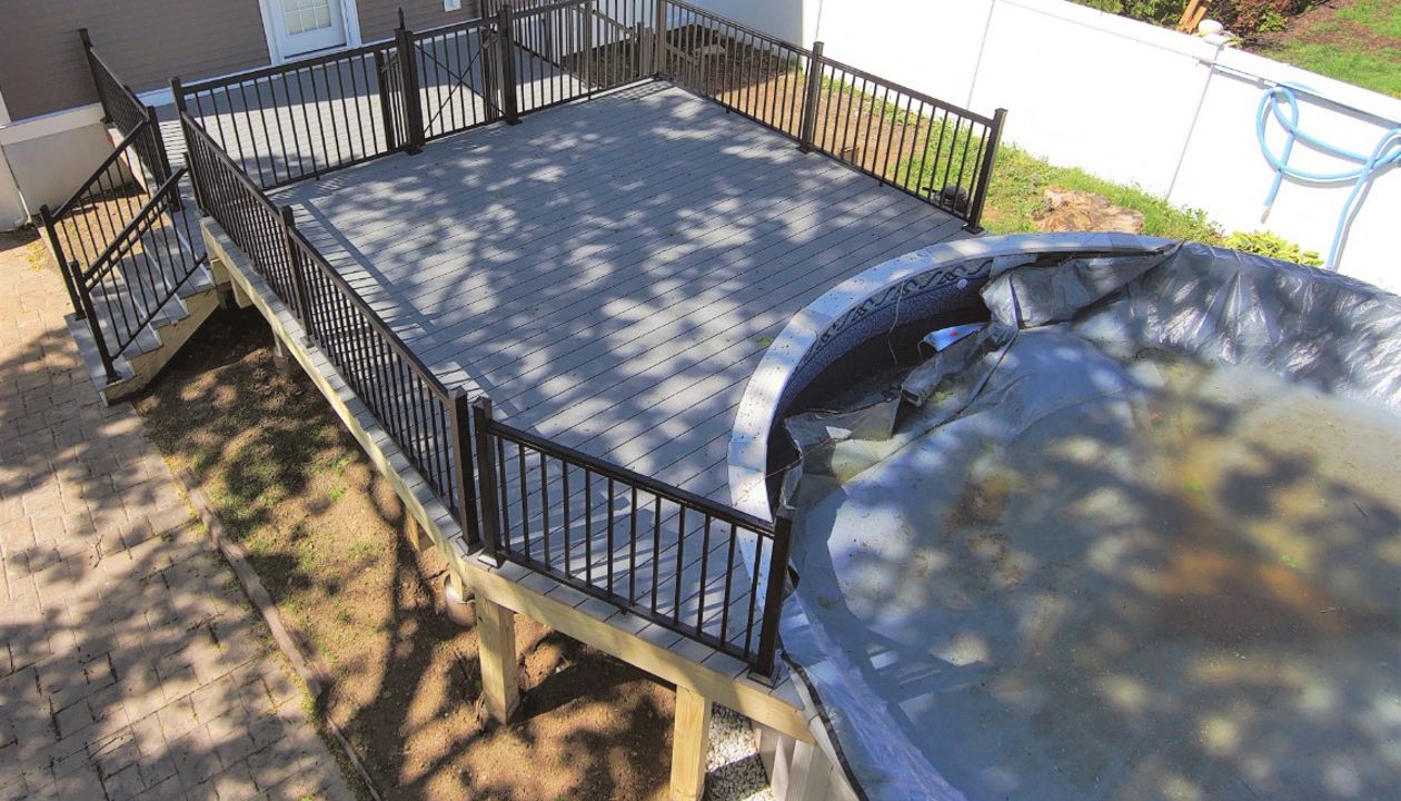 Trex Select Pebble Gray Deck