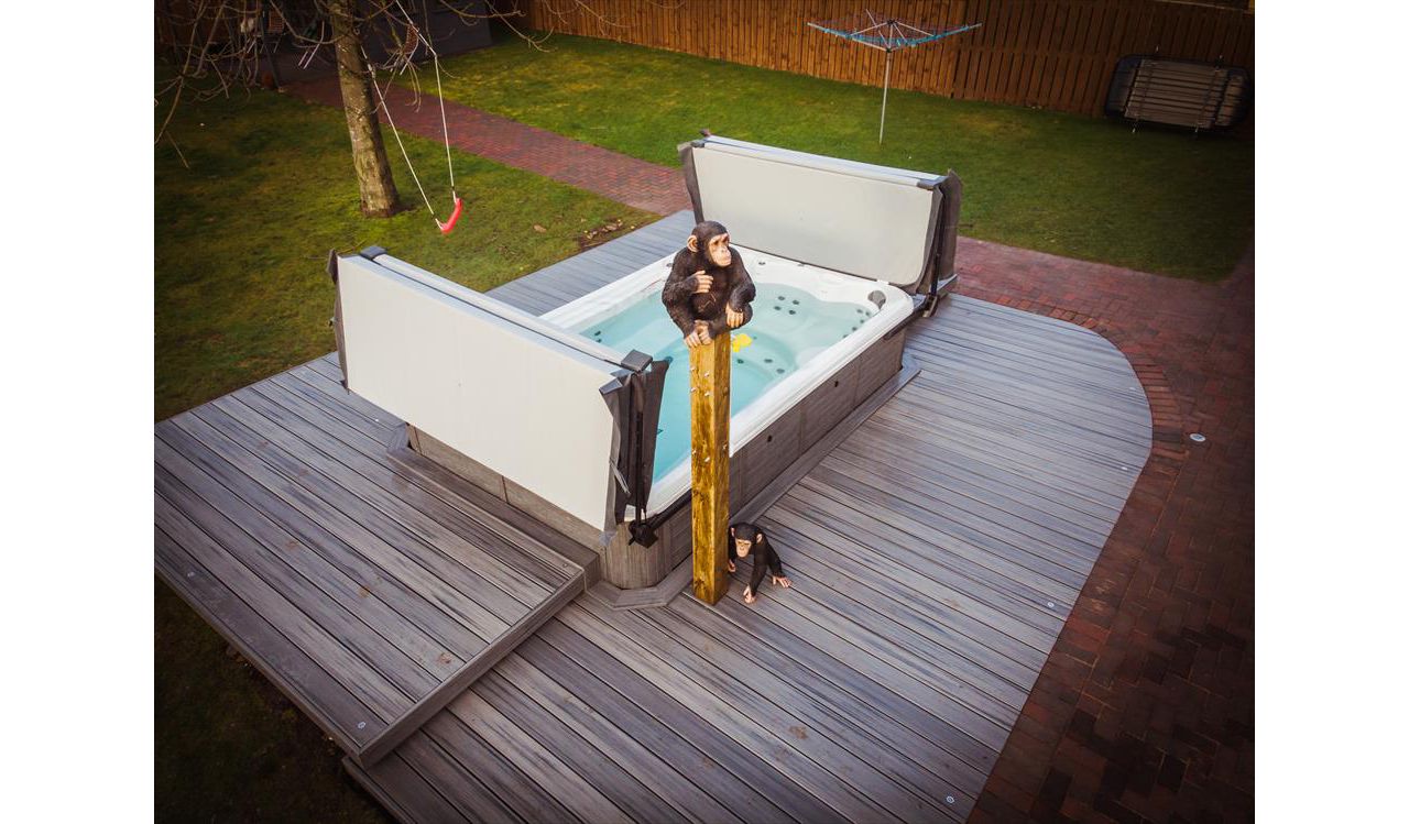 Trex Transcend Island Mist deck completed around a hot tub in Newcastle