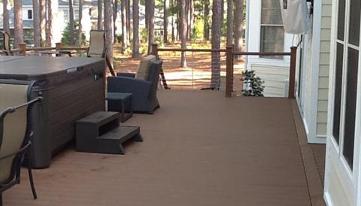 Trex Transcend Treehouse is a great color