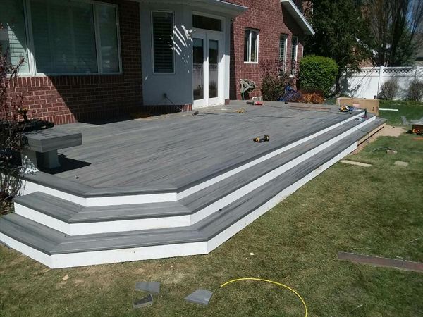 island mist decking with classic white decking
