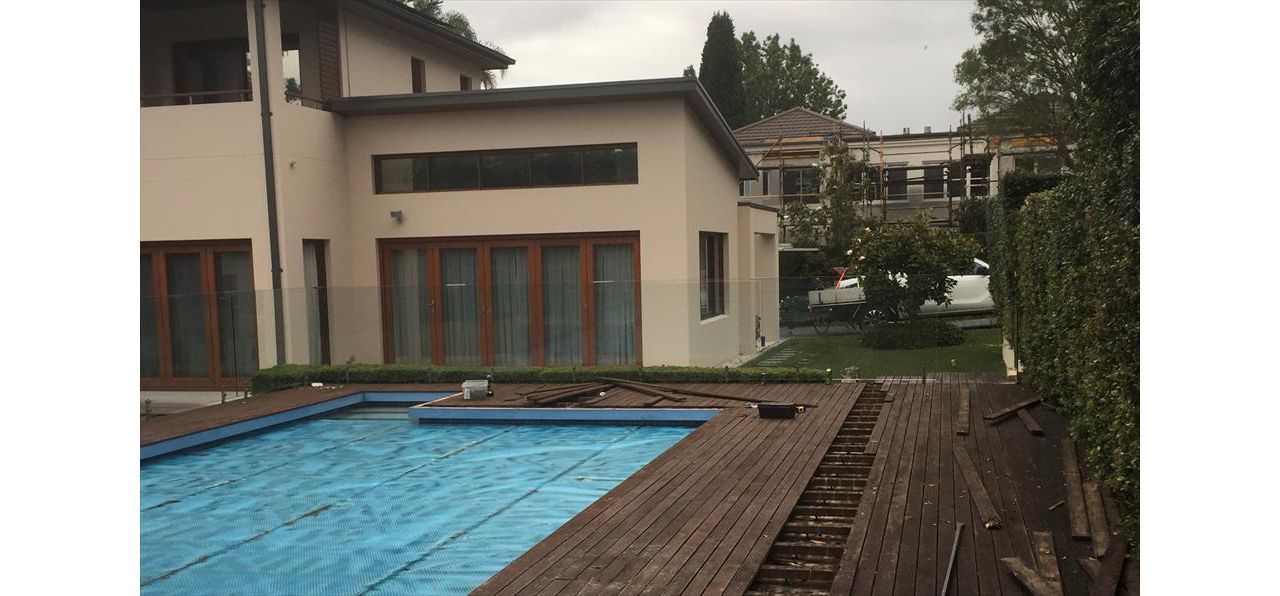 This deck had seen better days and the home owner wanted a complete revamp with a maintenance free deck installed