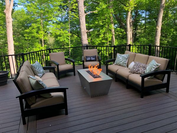 Trex Deck with Trex Signature and Rod Rail