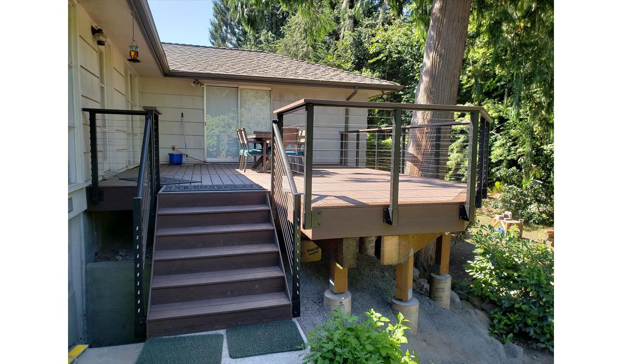 Trex Transcend Lava Rock decking with fascia mount cable rail system.