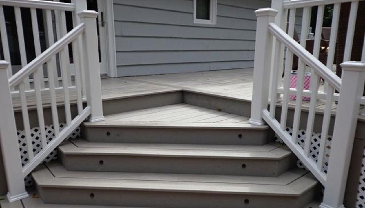 Custom Llyod Harbor staircase