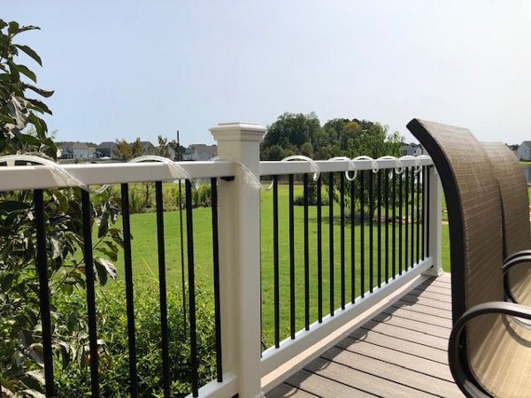 Trex Select railings showcase a great line of sight