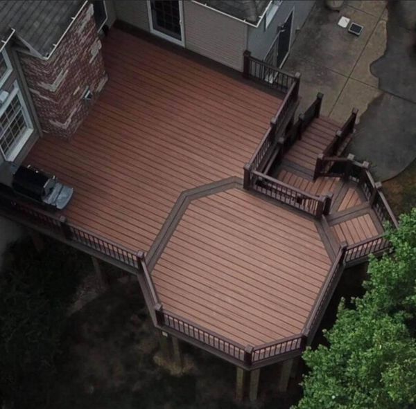 Muti colored Trex deck in Pontiac IL.