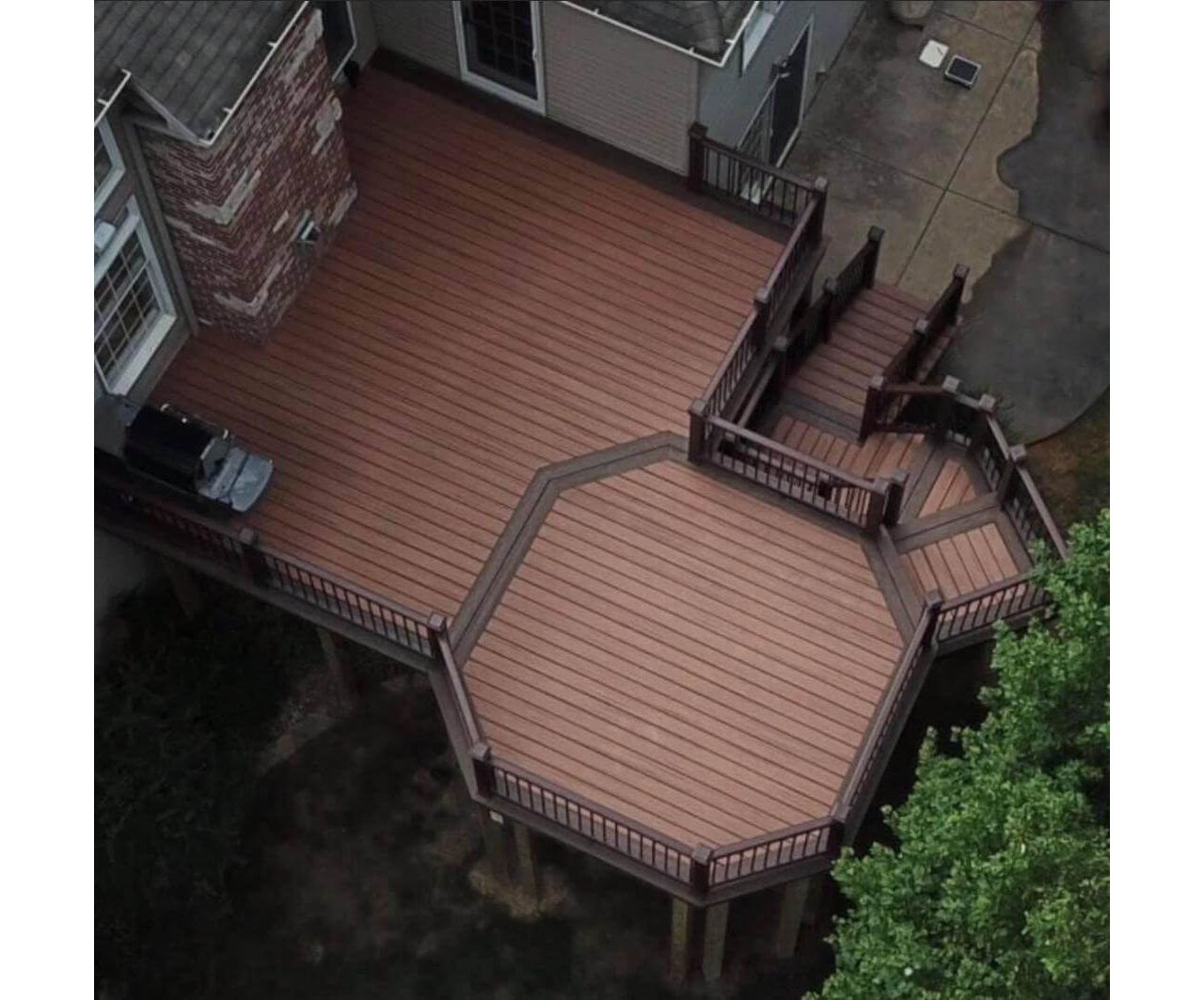 Muti colored Trex deck in Pontiac IL.