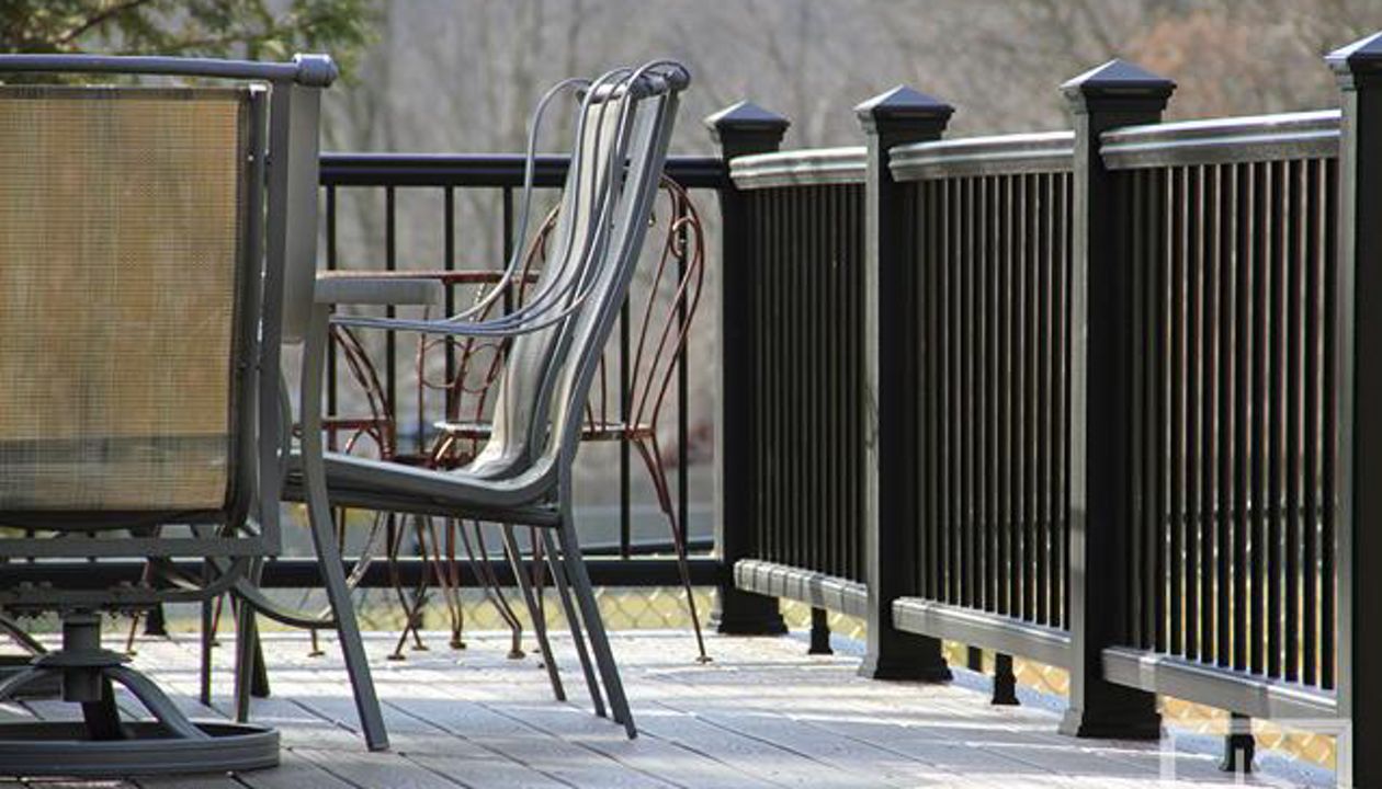Transcend Black Rail with aluminum balusters