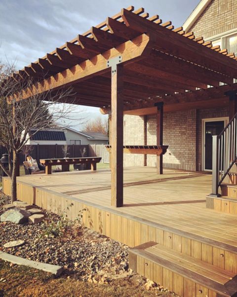 Interior color of Havana Gold with Spiced Rum boarders, pergola over top