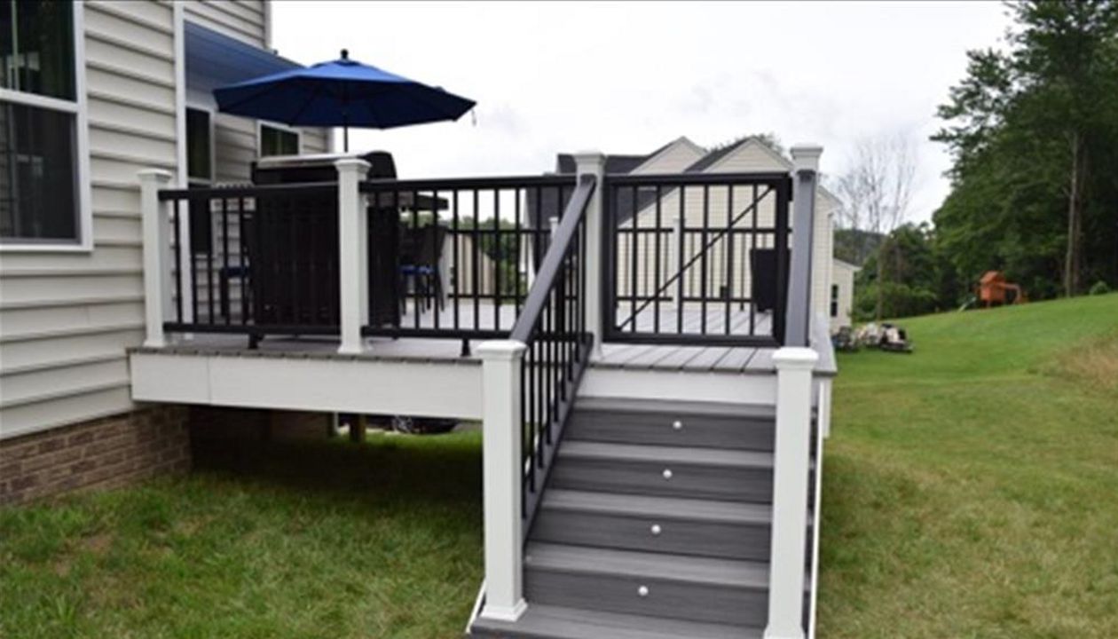 RISER LIGHTS WHITE FASCIA TREX