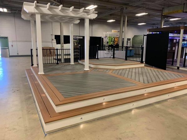 2020 Trex "Deck Wars" competition deck at Indy Flower and Patio show