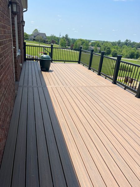 32x12 with Picture Frame Black Railing