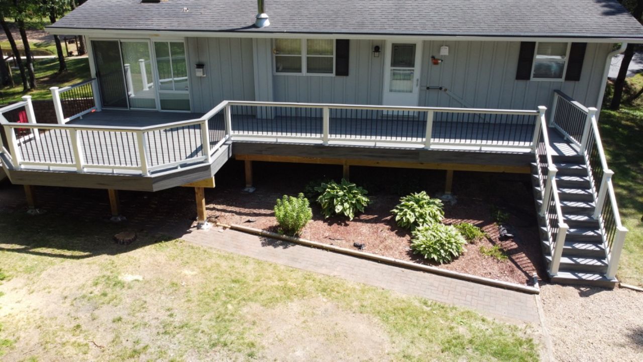 Transcend Island Mist with Select railing
