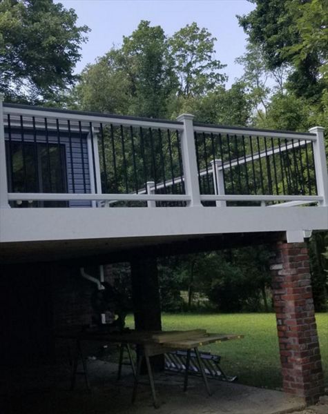 Dave's Decks and Remodeling Gallery Photo 16