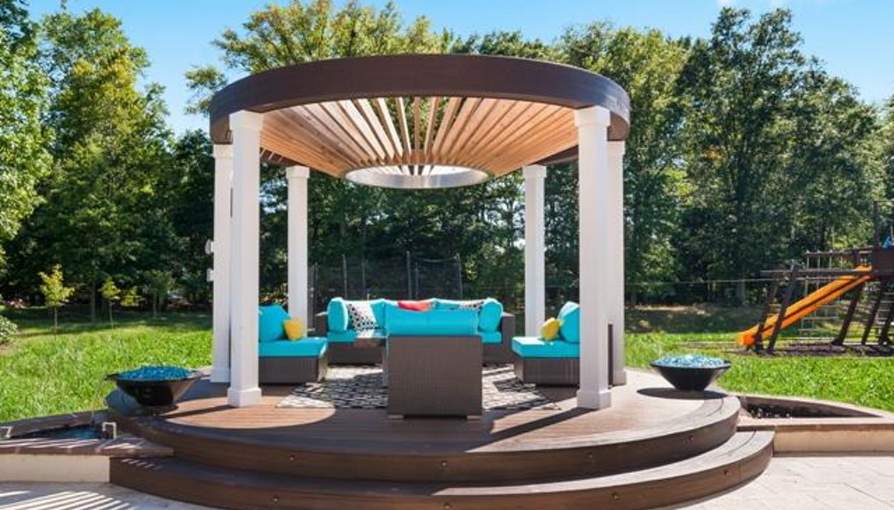 Trex Spiced Rum and Vintage Lantern Custom Round Pergola