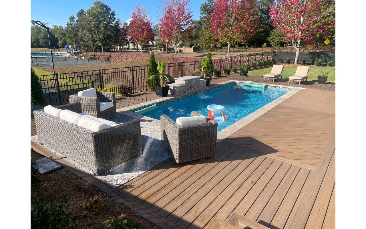 Pool Deck Trex Enhance Naturals Toasted Sand
