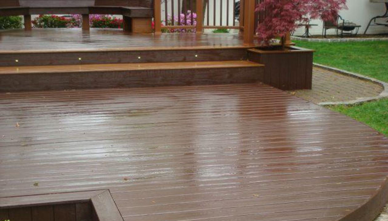 Trex Transcend Round Deck