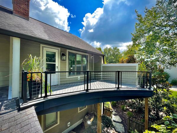 Island Mist with Winchester Gray Fascia and Signature Railing with mesh panel