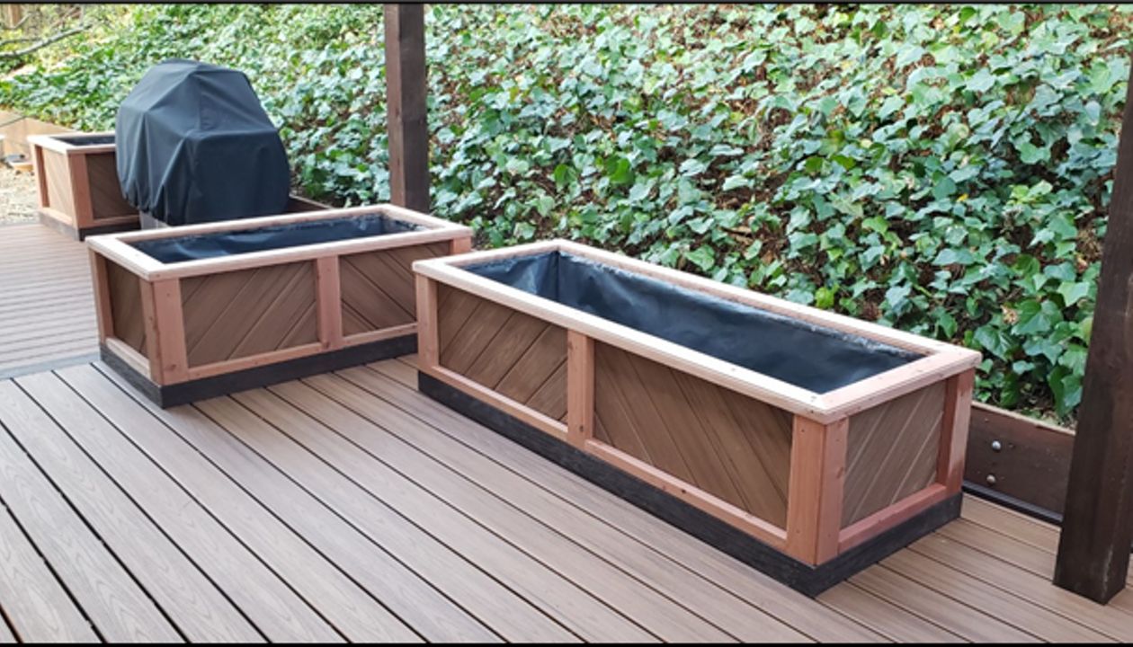 Custom planter boxes, Trex Transcend Tropicals Tiki Torch