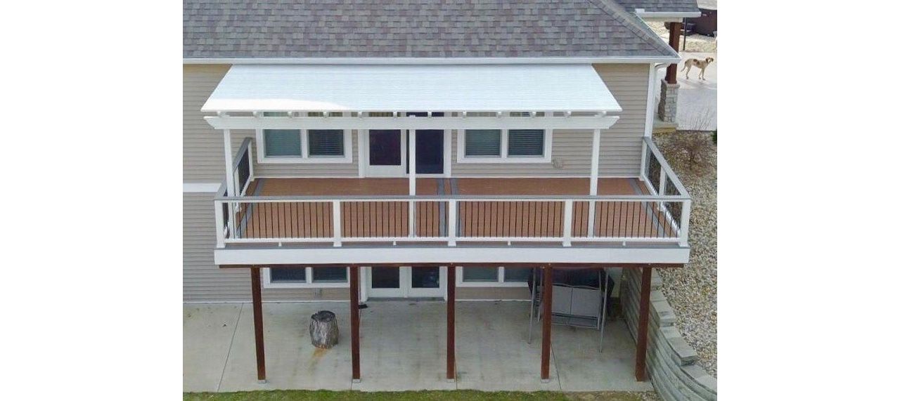 Trex deck with vinyl pergola in Zionsville
