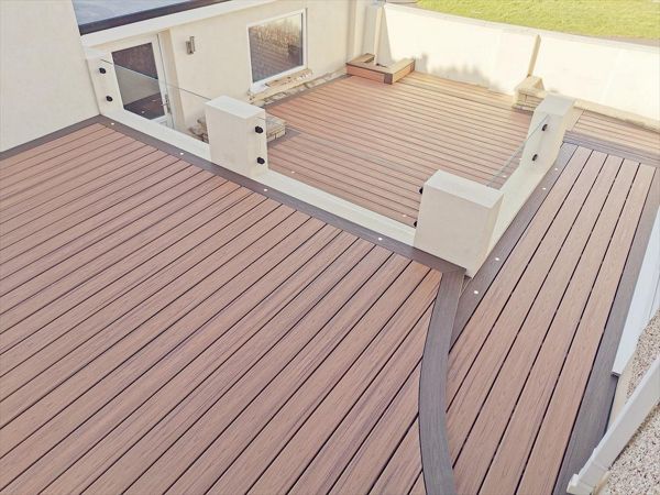 simple curve put onto this beautiful Tiki torch deck with Spiced rum borders