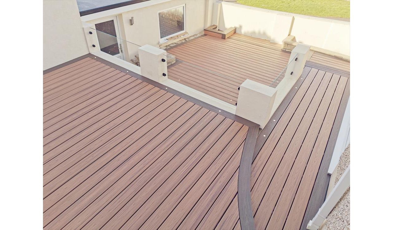 simple curve put onto this beautiful Tiki torch deck with Spiced rum borders