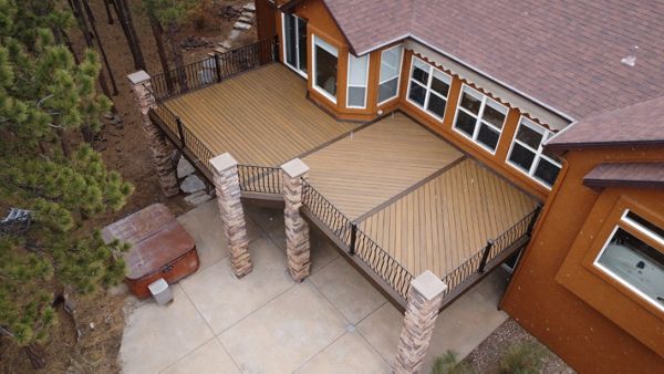 V Havana Gold and Spiced Rum on a Steel Frame