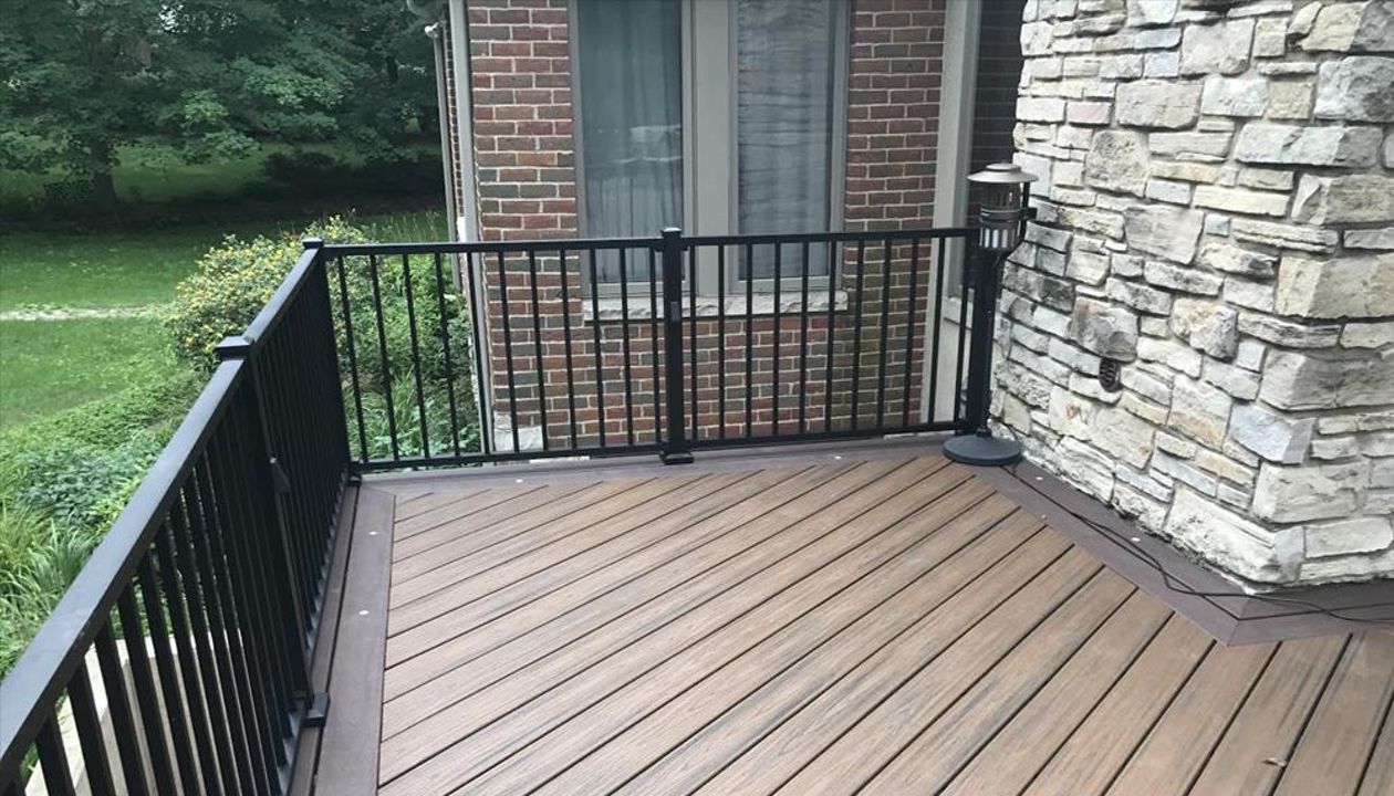 Flush mount lighting in border lights up railings