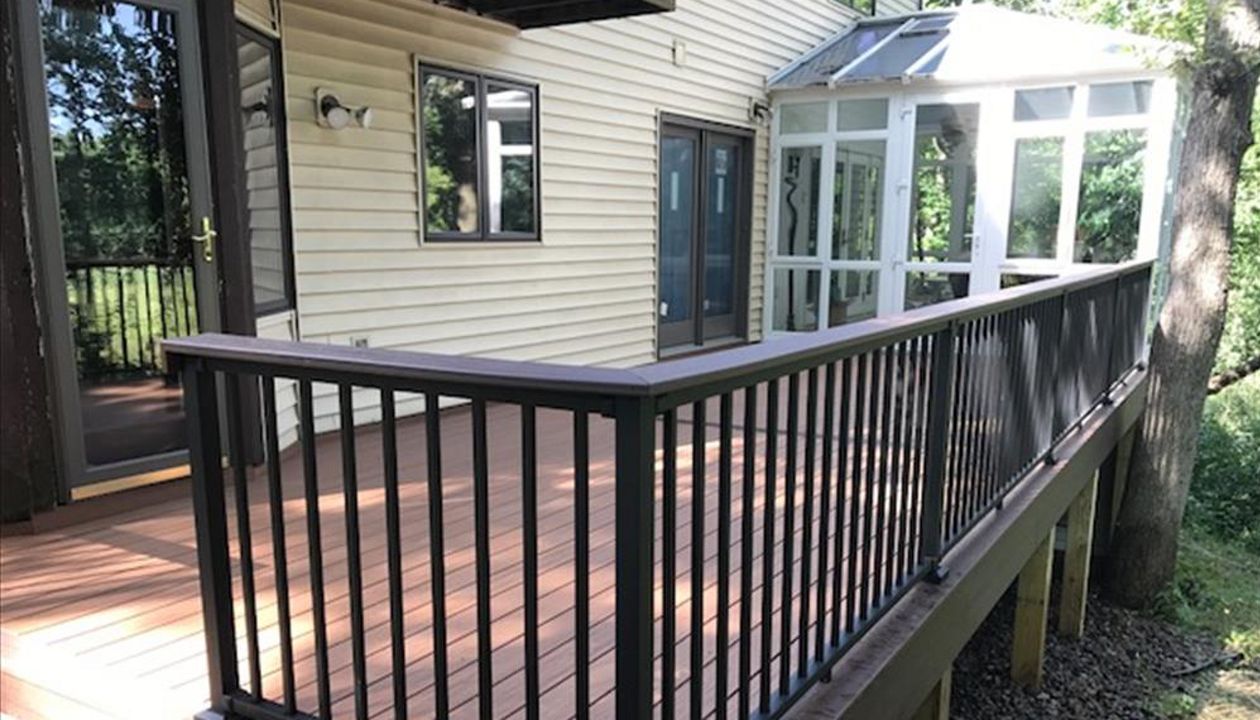 Trex Transcends w/Trex Skirting and Drink Rail Cap in Shoreview, Mn