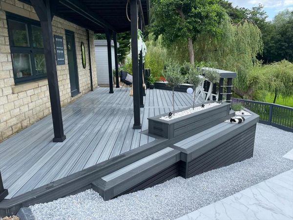 TREX Enhance Naturals Foggy Wharf Decking with TREX Enhance Naturals Calm Water Borders completed in Aberford Leeds