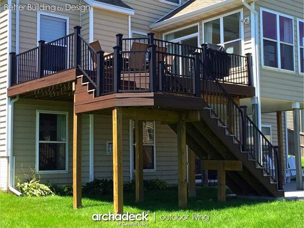 Trex Transcends Lava Rock with Black Reveal Rail - Waukee