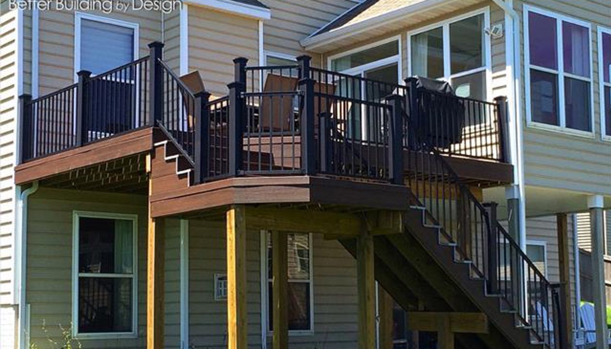 Trex Transcends Lava Rock with Black Reveal Rail - Waukee