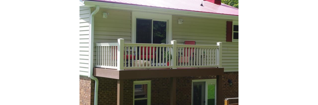 Trex Select Saddle decking and facia trim